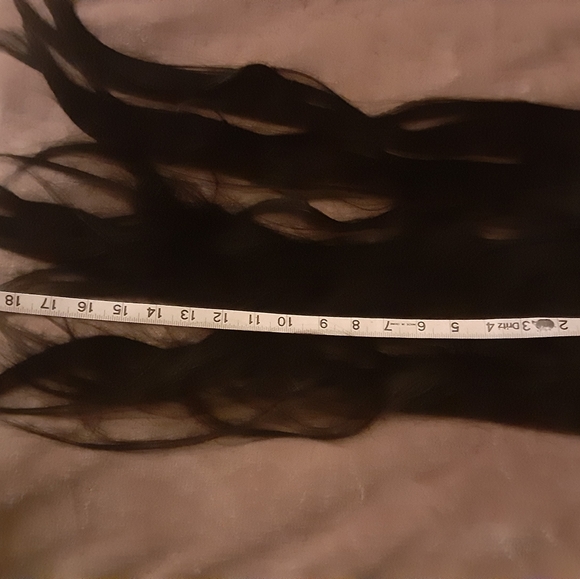 18" Organic Hair Extensions - Picture 5 of 6